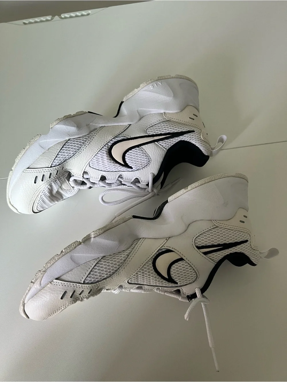 Nike Air Heights White Black Chunky Dad Sneakers Women’s Size 7.5